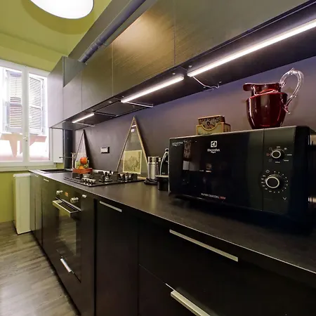 Apartament Ych-incantevole A Fontana Di Trevi *