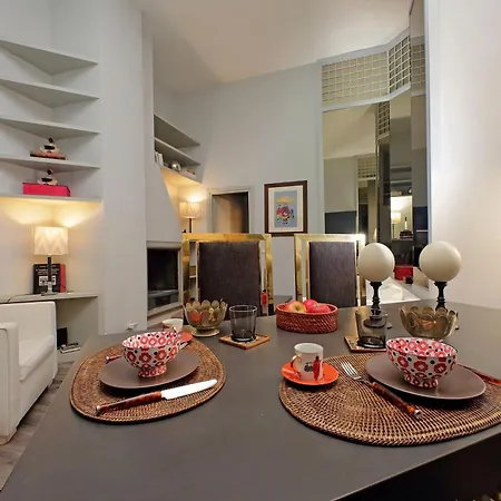 Apartment Ych-incantevole A Fontana Di Trevi *